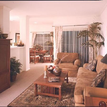 Oakwood At Midtown Arbor Place Hotel Houston Room photo